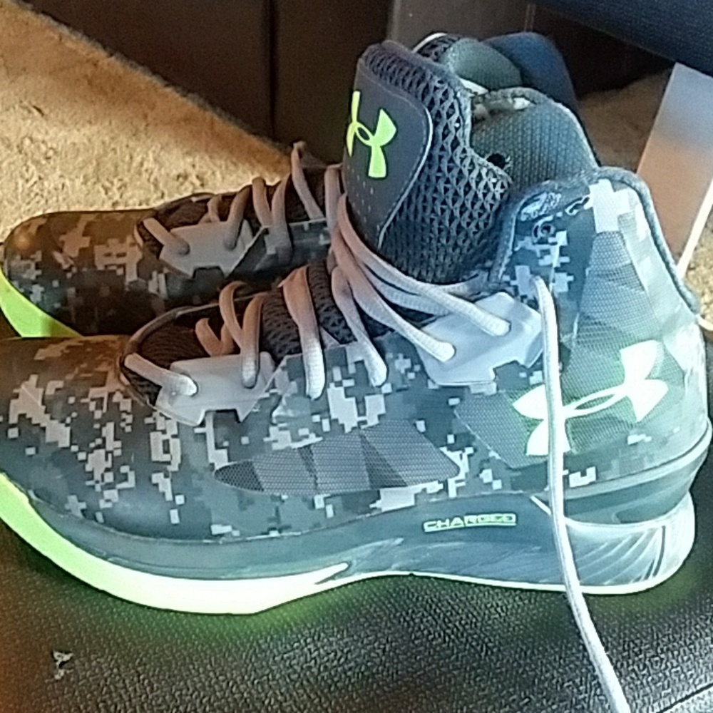 Mens under armour shoes